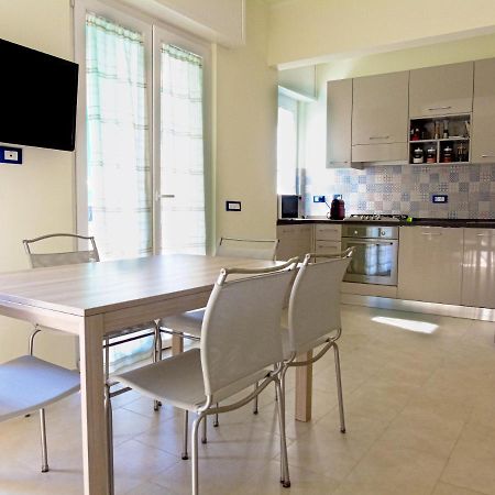 Pietra Home, Posto Auto, Ac ,Wifi, 150Mt Dal Mare 皮特拉利古 外观 照片