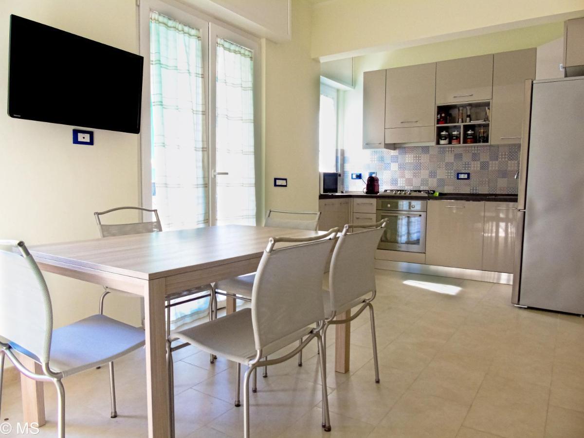 Pietra Home, Posto Auto, Ac ,Wifi, 150Mt Dal Mare 皮特拉利古 外观 照片